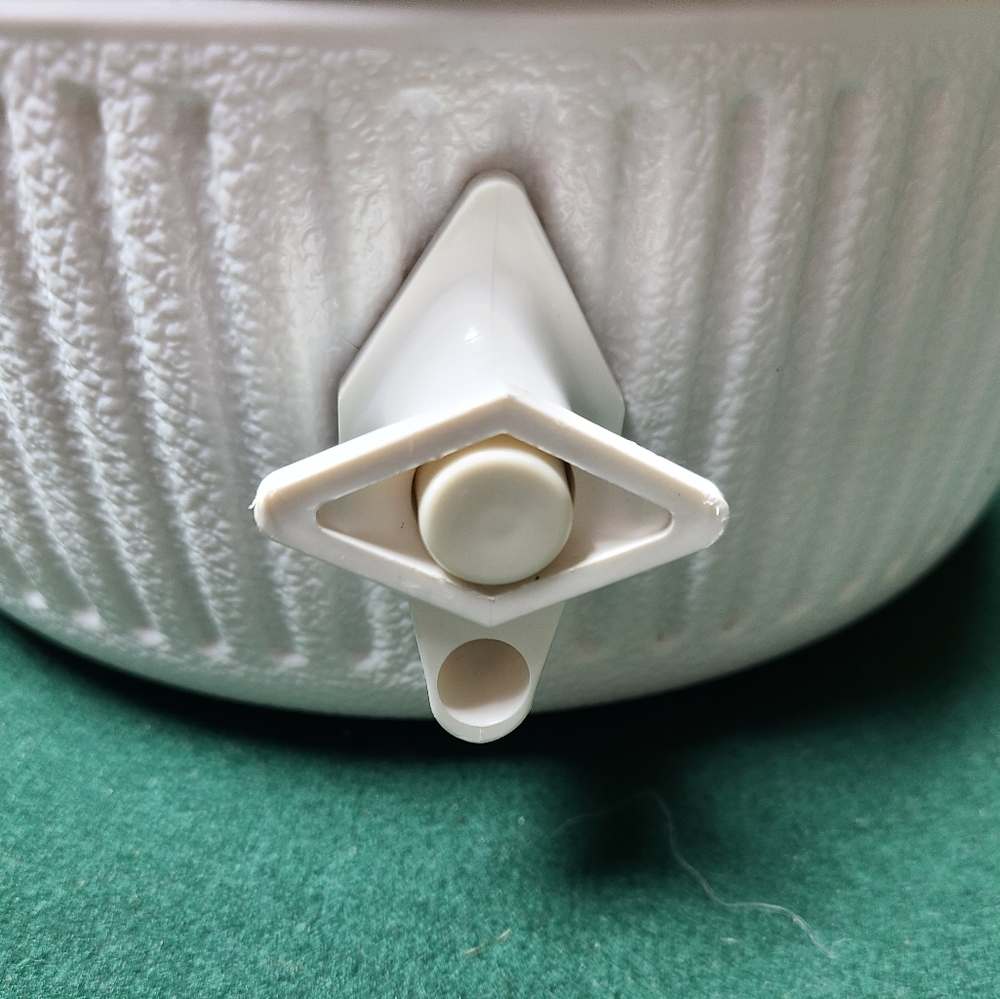 Vintage Coleman cooler jug. In Very nice condition. - Picture 3 of 12